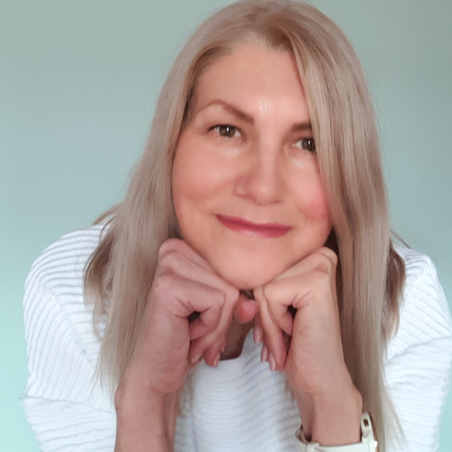 Natalie sales expert with 20 years of exprience